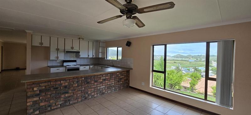 4 Bedroom Property for Sale in Groot Brakrivier Central Western Cape